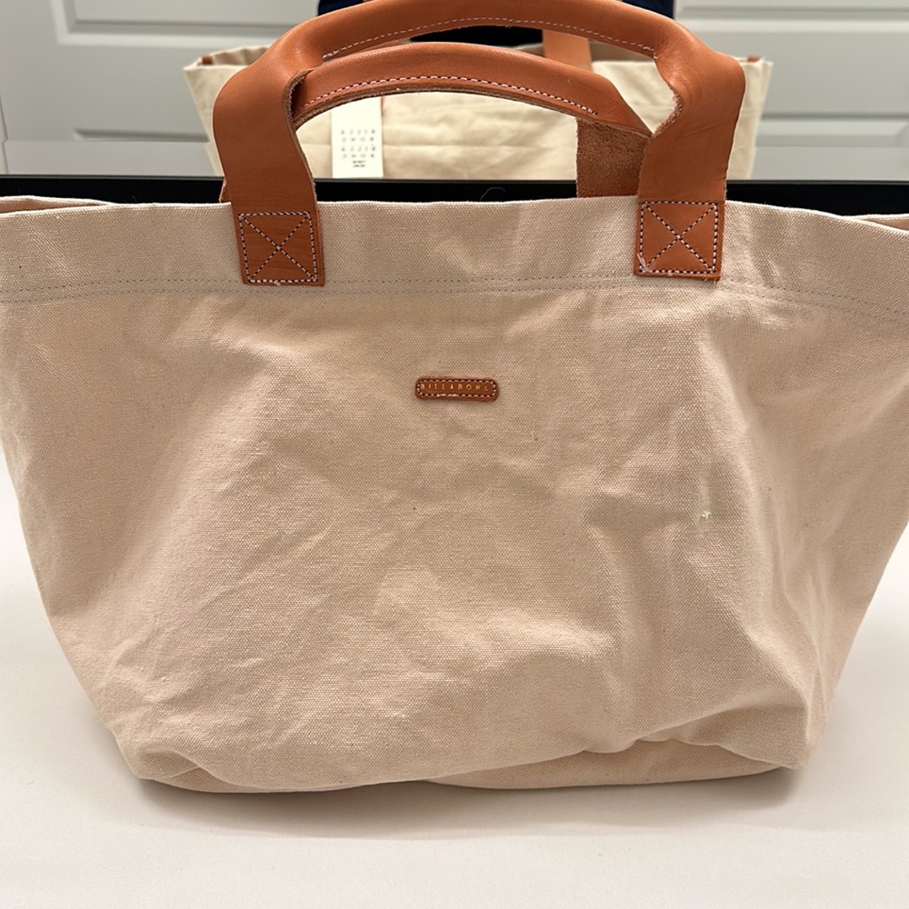 Billabong tote and summer hat set
